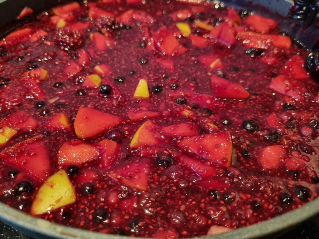 Frukt og eplekompott