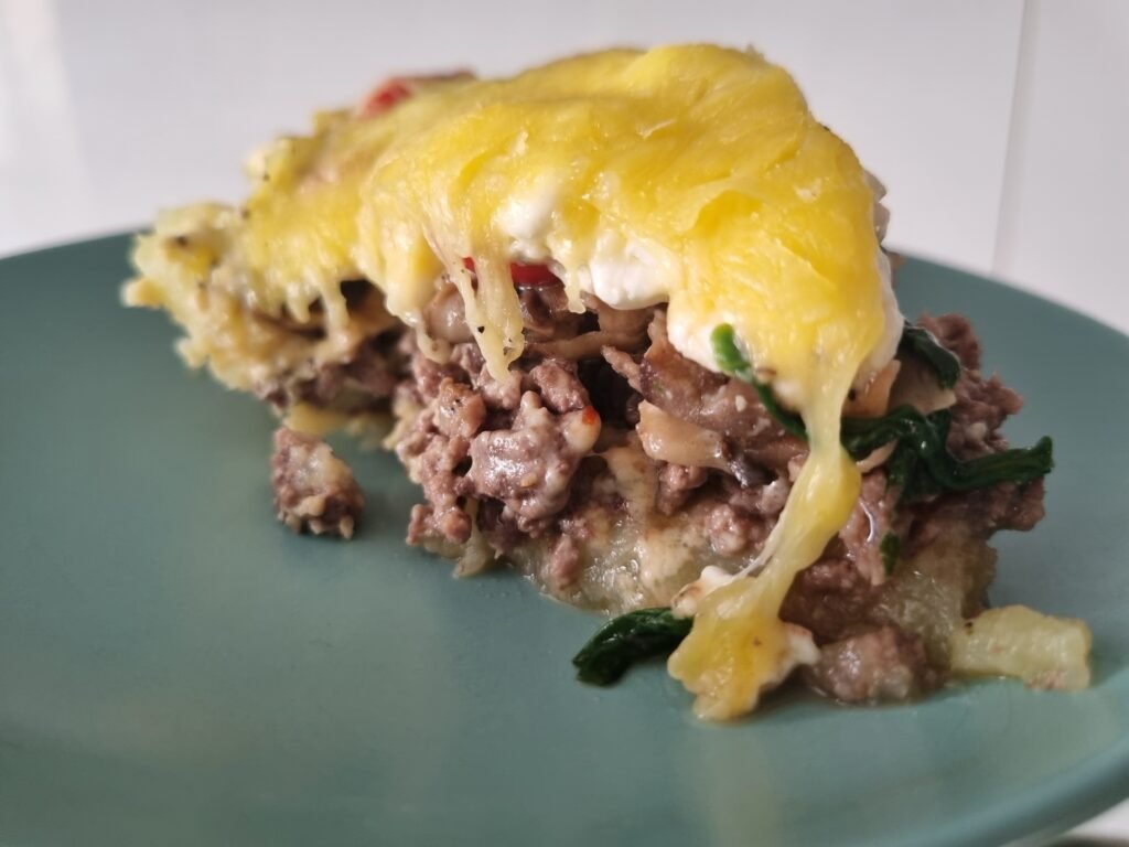 Et stykke bakt potetpai