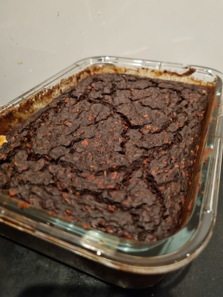 Bakt havregrøt med søtpotet og kakao